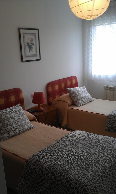 Pension Residencia Minones Baio  Zimmer foto